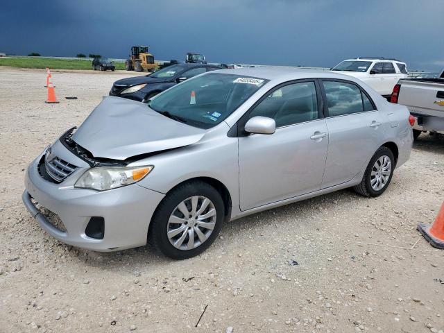 Sedans TOYOTA COROLLA 2013 Srebrny