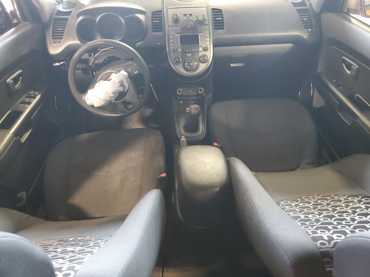 2011 Kia Soul + VIN: KNDJT2A20B7239937 Lot: 63516145