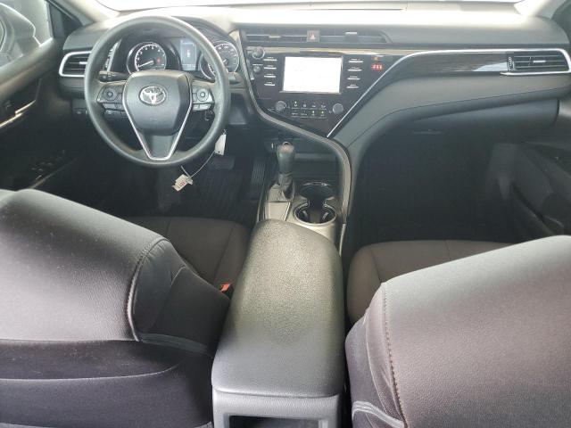  TOYOTA CAMRY 2018 Белы