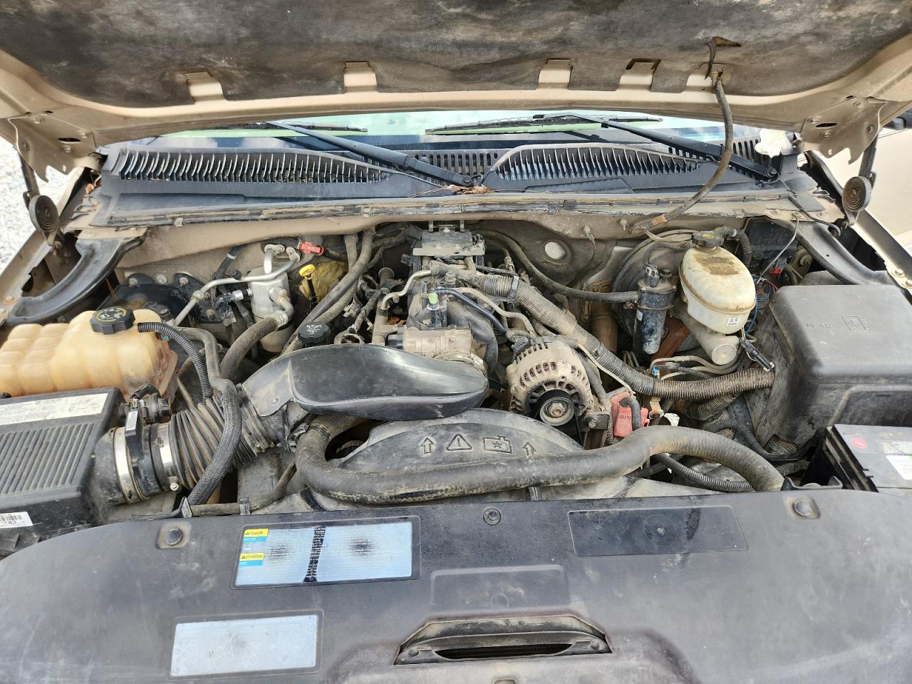 2gtek13t341390338 2GTEK13T341390338 2004 GMC New Sierra K1500