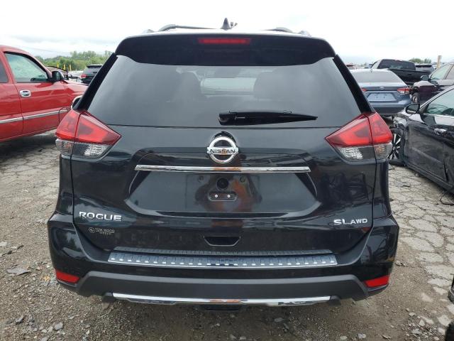  NISSAN ROGUE 2018 Czarny