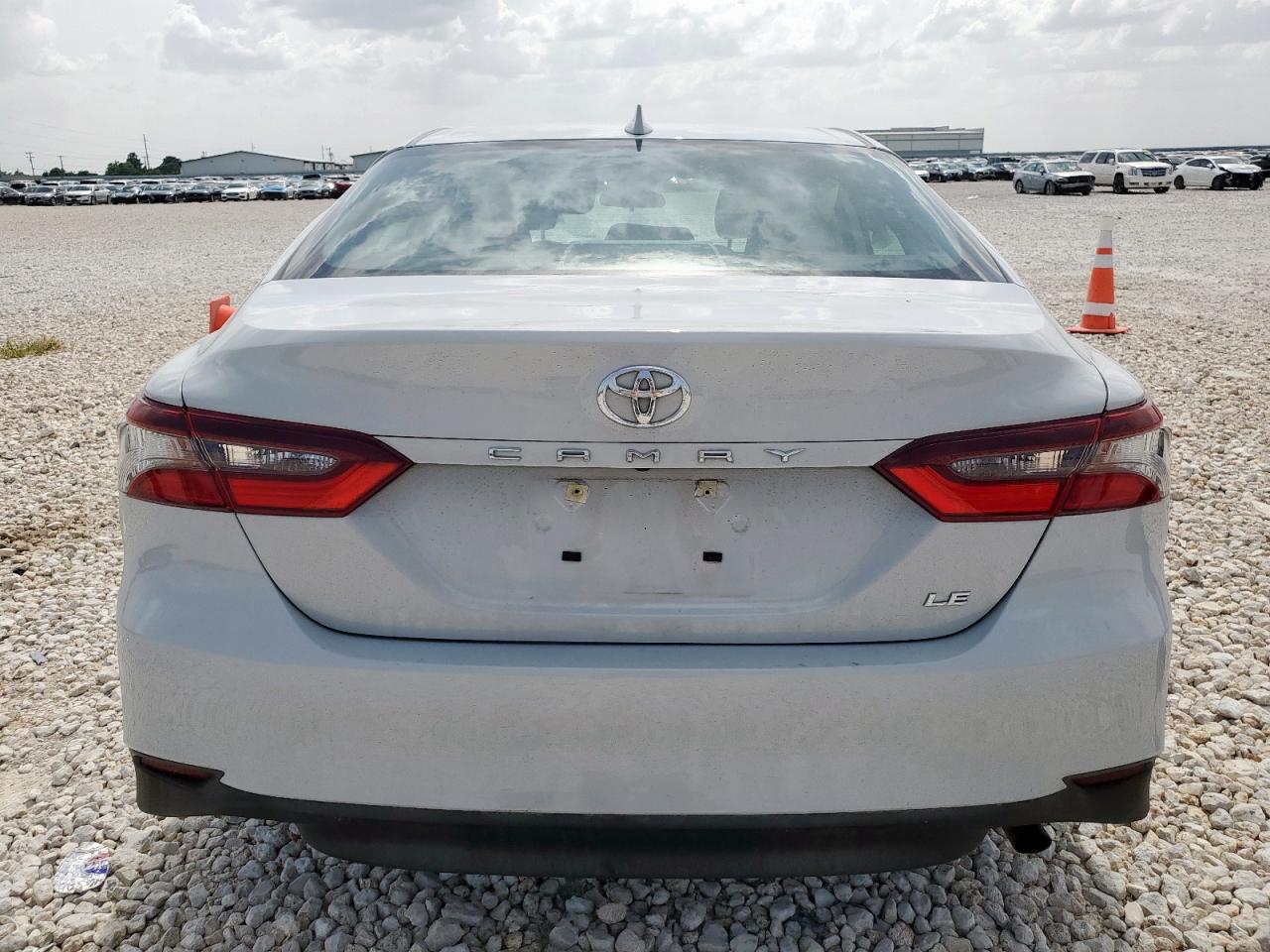 2023 Toyota Camry Le VIN: 4T1C11AK8PU186658 Lot: 63229705