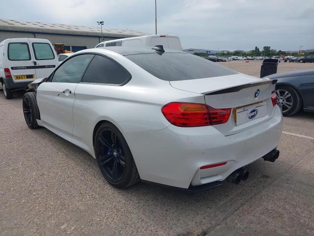 2015 BMW M4 S-A 