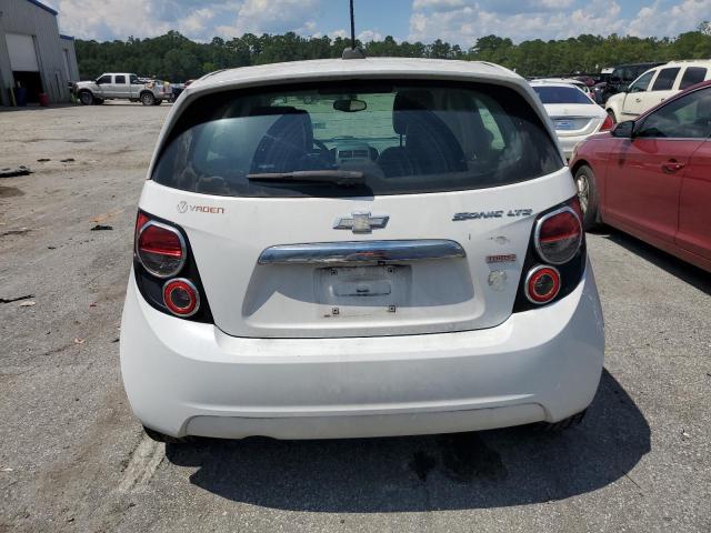 CHEVROLET SONIC 2015 Biały