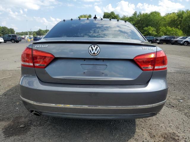 Sedans VOLKSWAGEN PASSAT 2014 Gray