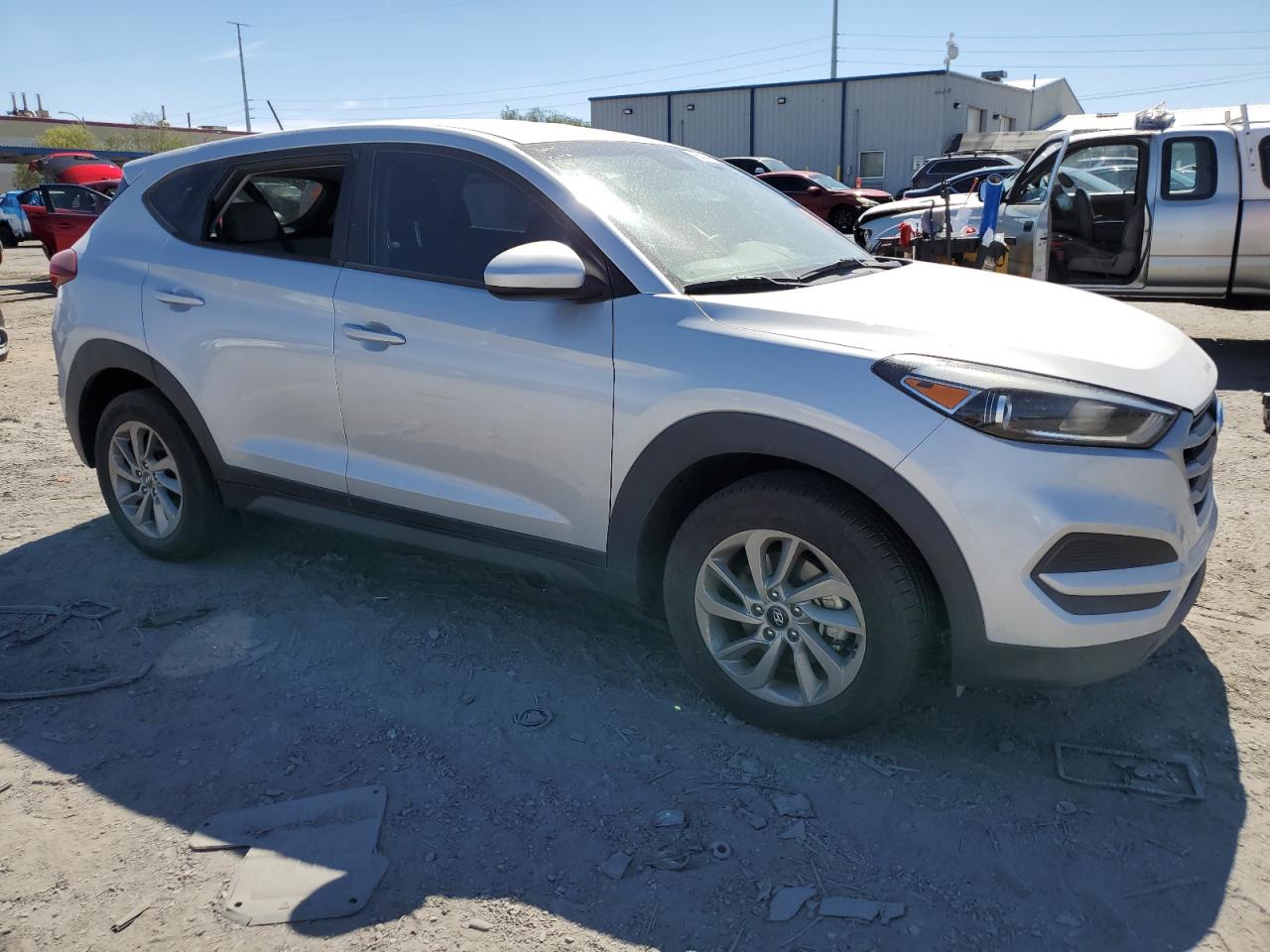 km8j23a40hu558772 KM8J23A40HU558772 2017 Hyundai Tucson Se
