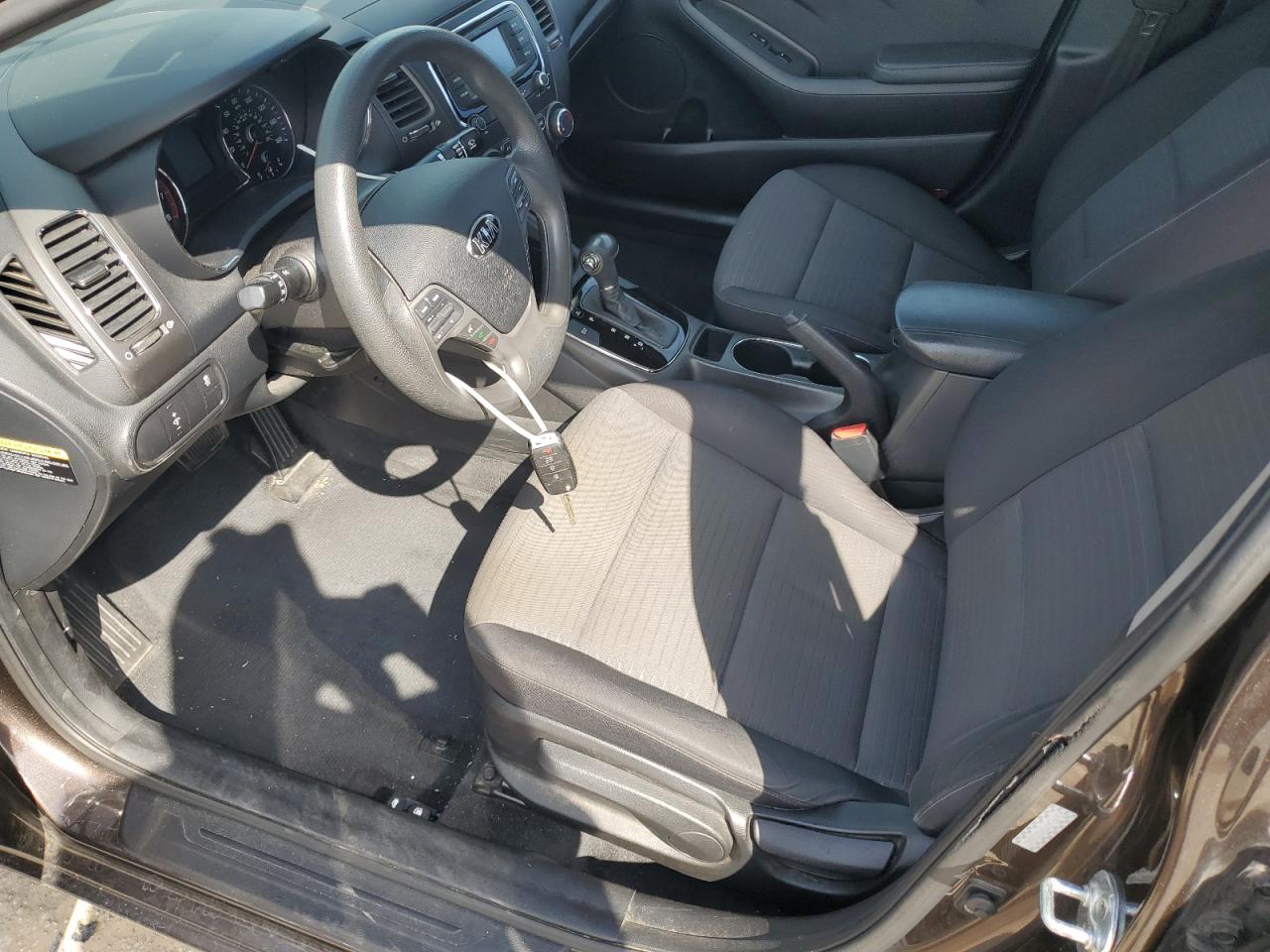 2017 Kia Forte Lx VIN: 3KPFL4A70HE031840 Lot: 66398985