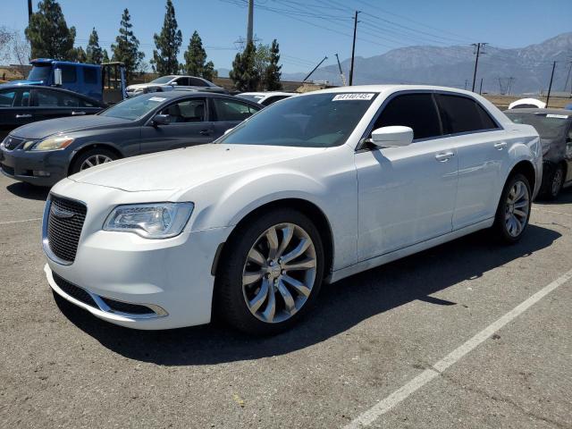  CHRYSLER 300 2019 White