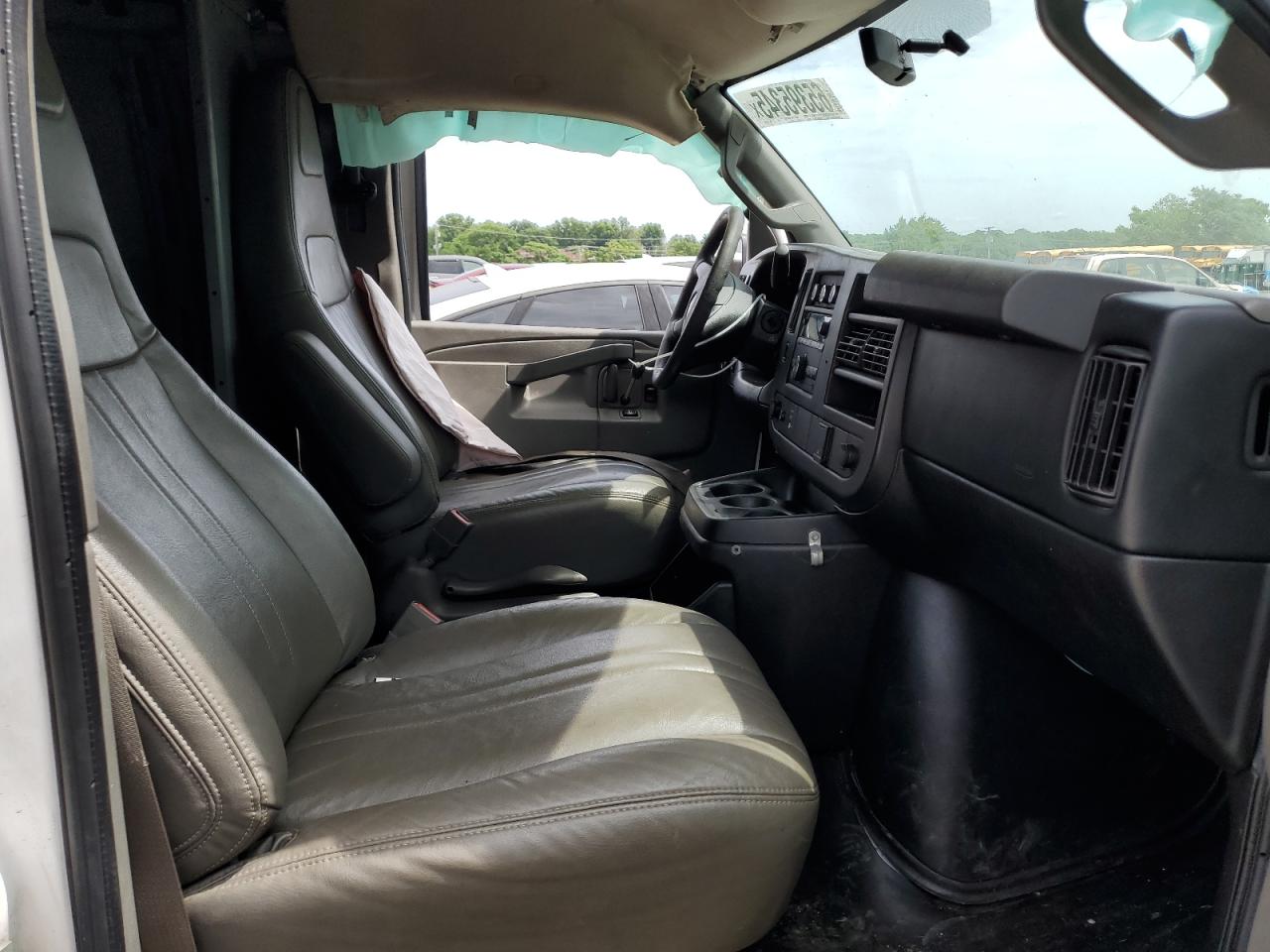 2016 Chevrolet Express G2500 VIN: 1GCWGAFF9G1125039 Lot: 65395345