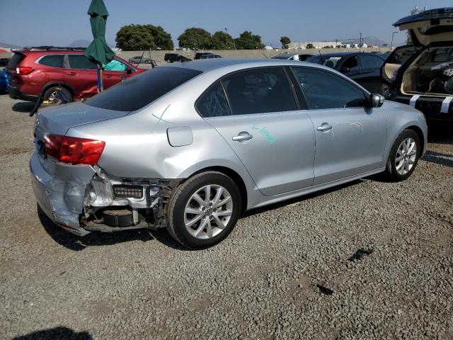 VOLKSWAGEN JETTA 2014 Srebrny