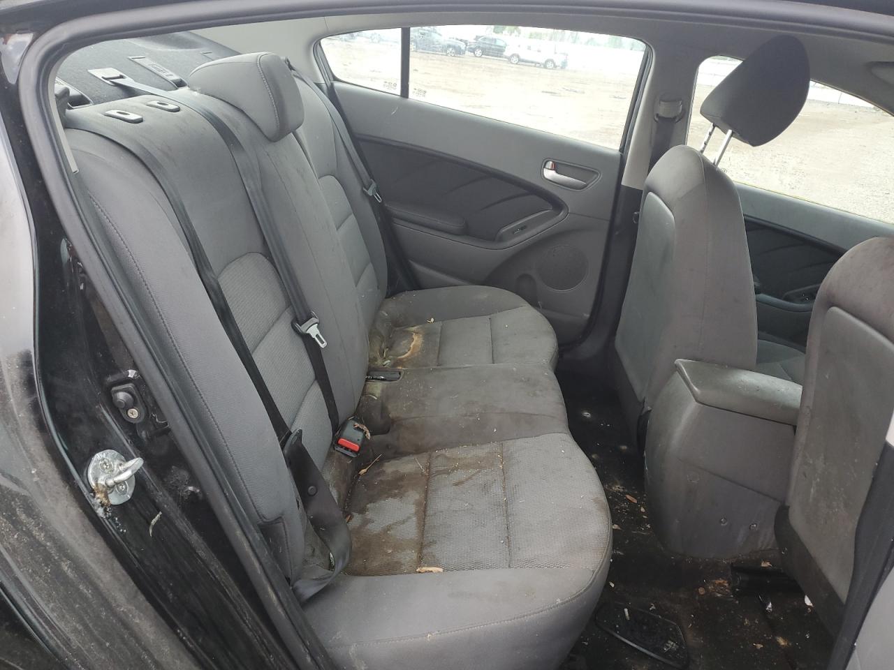 2017 Kia Forte Lx VIN: 3KPFK4A7XHE085889 Lot: 63628305