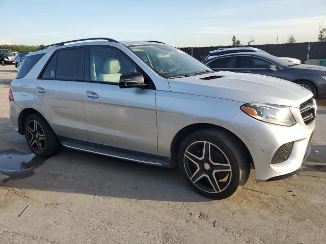 Parquets MERCEDES-BENZ GLE-CLASS 2016 Srebrny