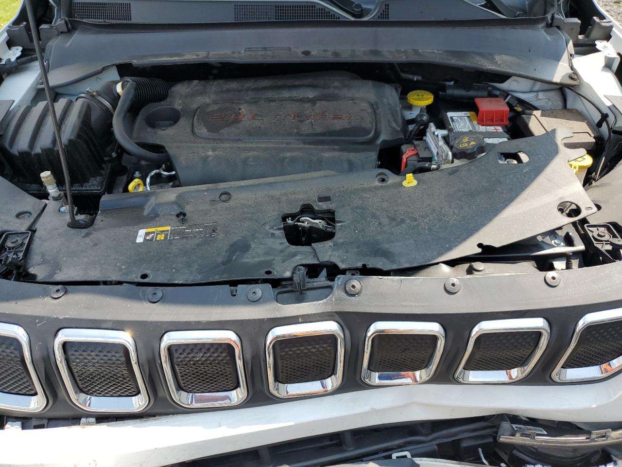 2022 Jeep Compass Latitude Lux VIN: 3C4NJDFB5NT233207 Lot: 67059555