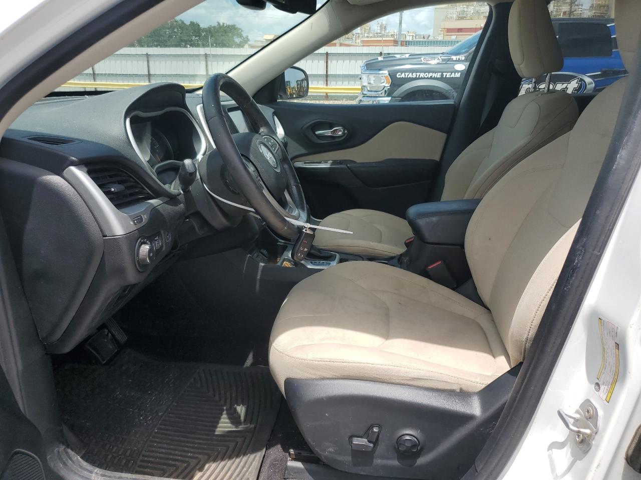 2017 Jeep Cherokee Latitude VIN: 1C4PJLCS9HW547450 Lot: 66329155