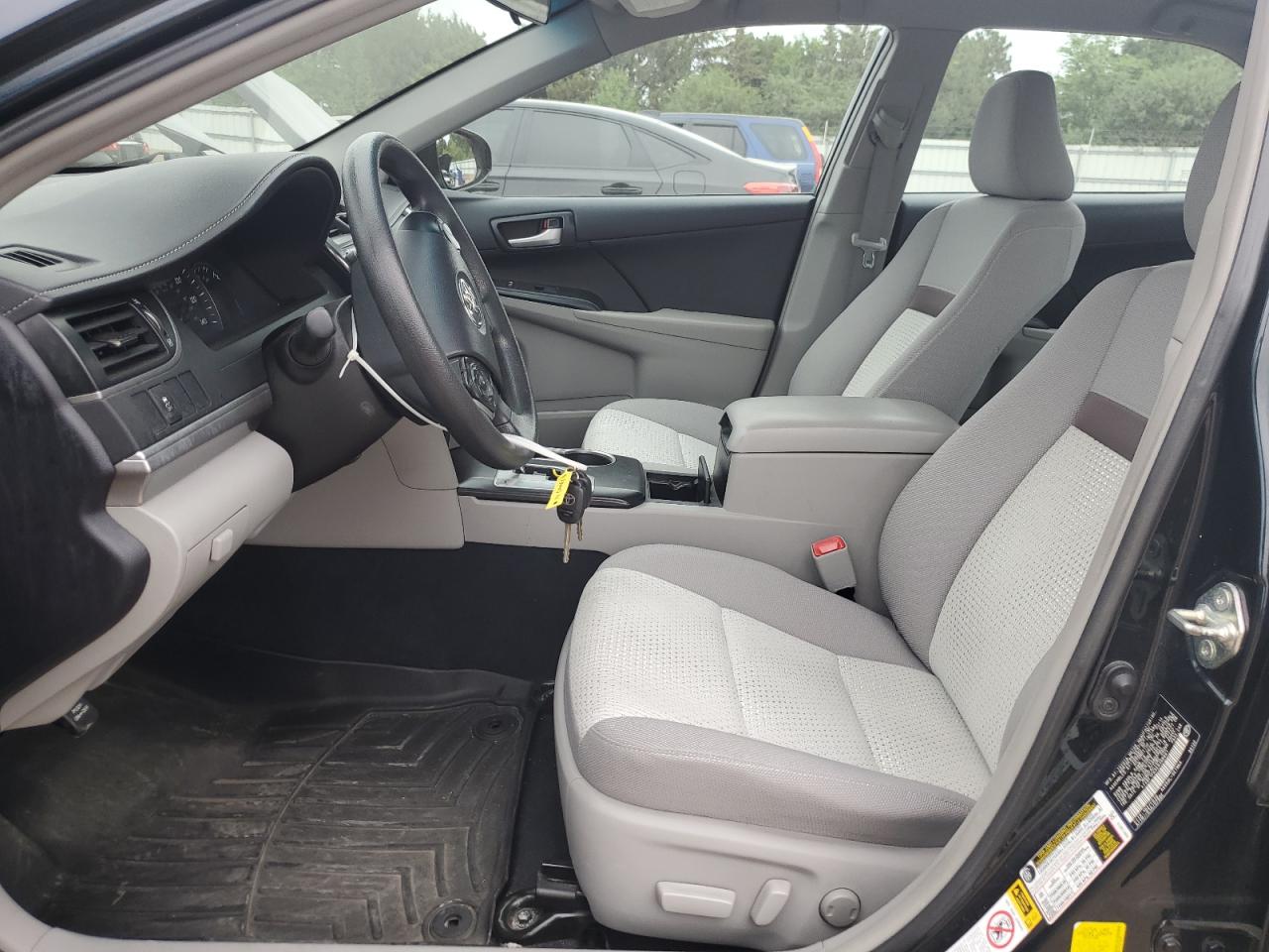 2014 Toyota Camry L VIN: 4T4BF1FKXER398681 Lot: 65239245