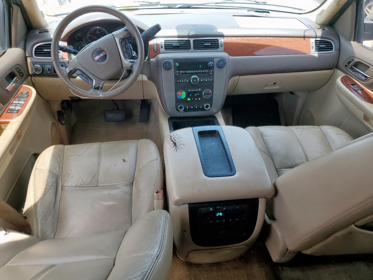 2008 GMC Yukon VIN: 1GKFC13J88R162580 Lot: 65198755