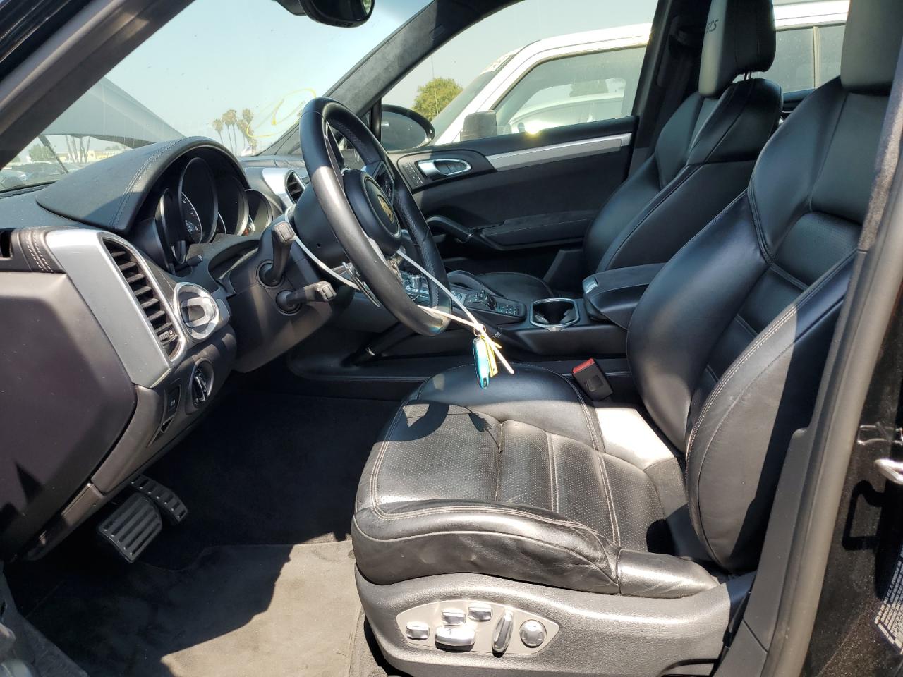 2016 Porsche Cayenne Gts VIN: WP1AD2A28GLA76562 Lot: 64137385