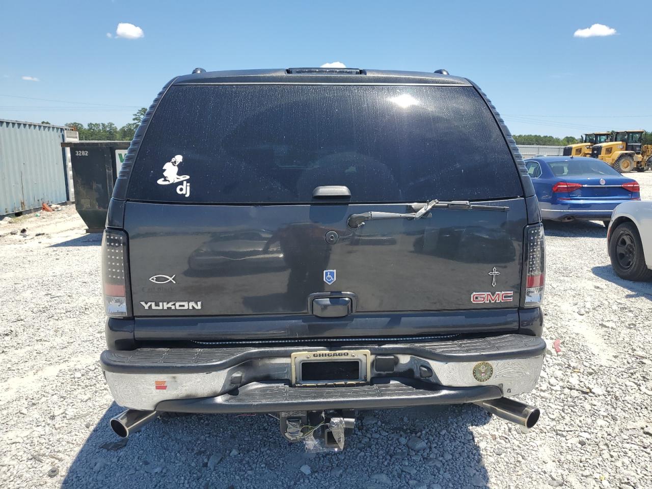 2005 GMC Yukon VIN: 1GKEC13T15J255495 Lot: 64555605