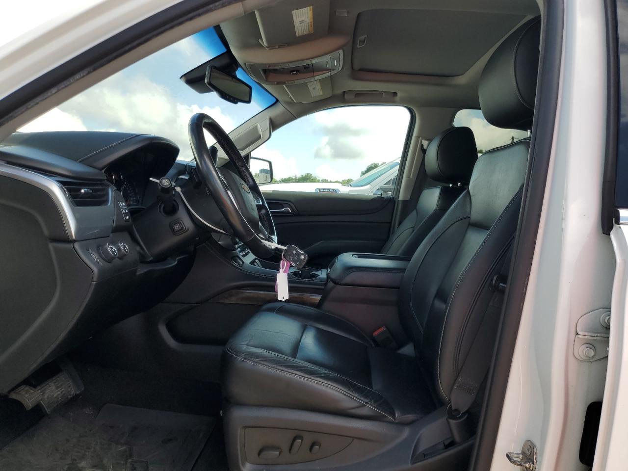 1gnskhkc3kr339480 1GNSKHKC3KR339480 2019 Chevrolet Suburban K1500 Lt