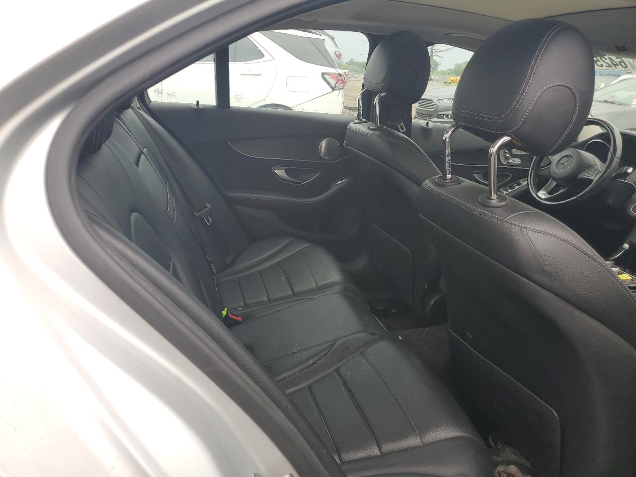 2016 Mercedes-Benz C 300 4Matic VIN: 55SWF4KB3GU172581 Lot: 64251955