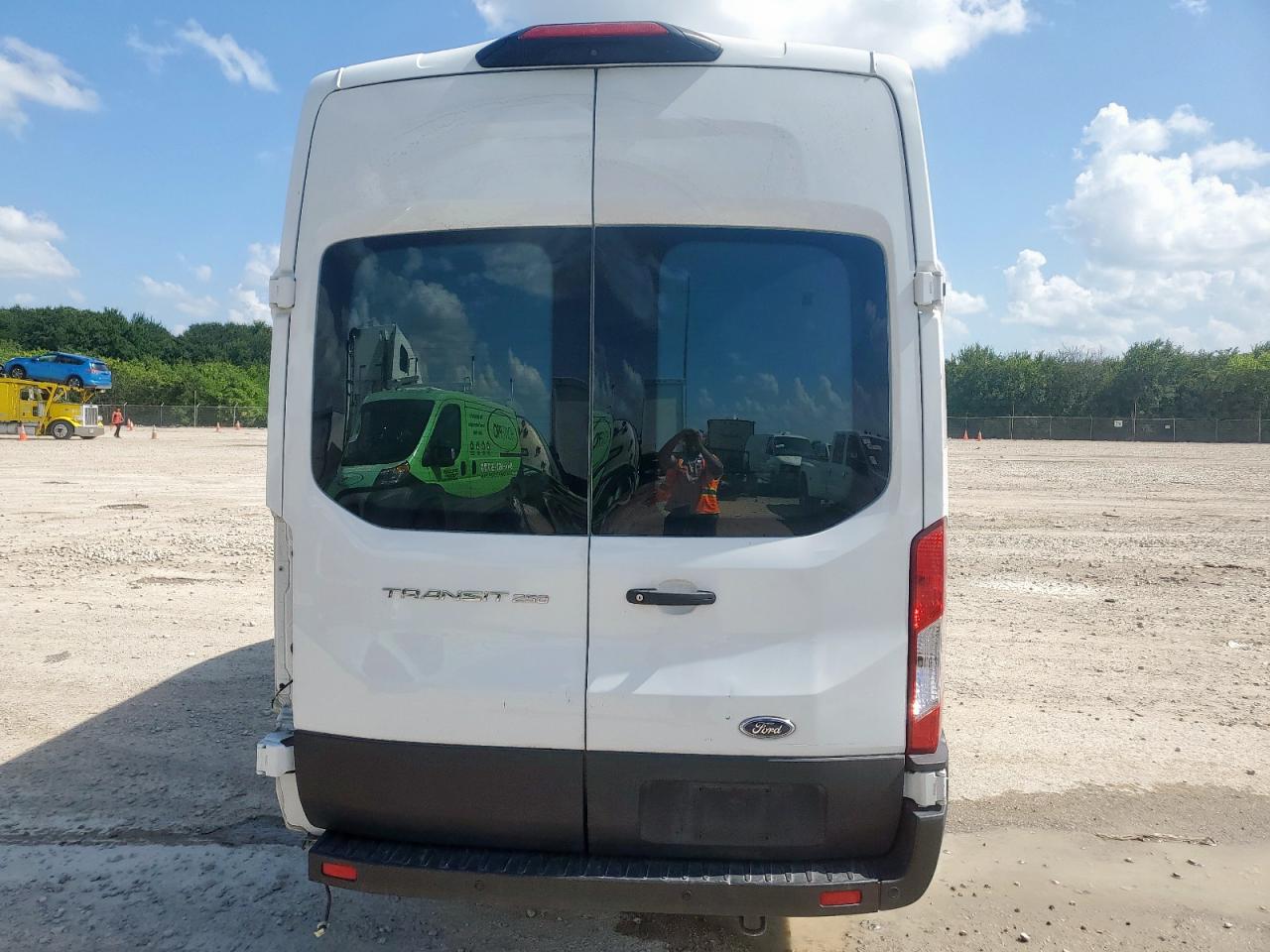 2023 Ford Transit T-250 VIN: 1FTBR3X82PKA81593 Lot: 63012275