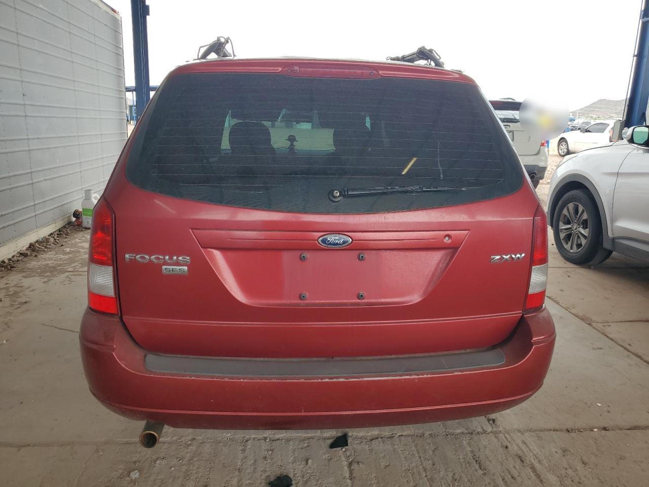 2005 Ford Focus Zxw VIN: 1FAHP36N95W276240 Lot: 64863675