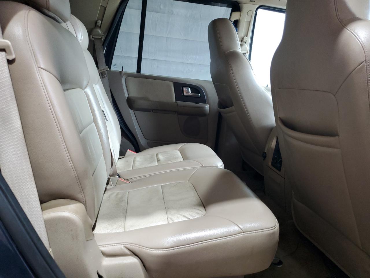 2004 Ford Expedition Eddie Bauer VIN: 1FMFU18L14LB81015 Lot: 64376735