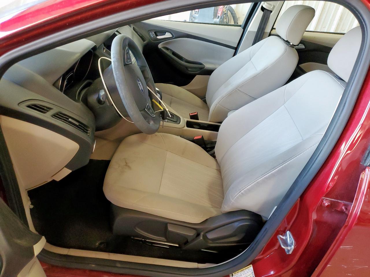 2016 Ford Focus Se VIN: 1FADP3F2XGL395181 Lot: 65384175