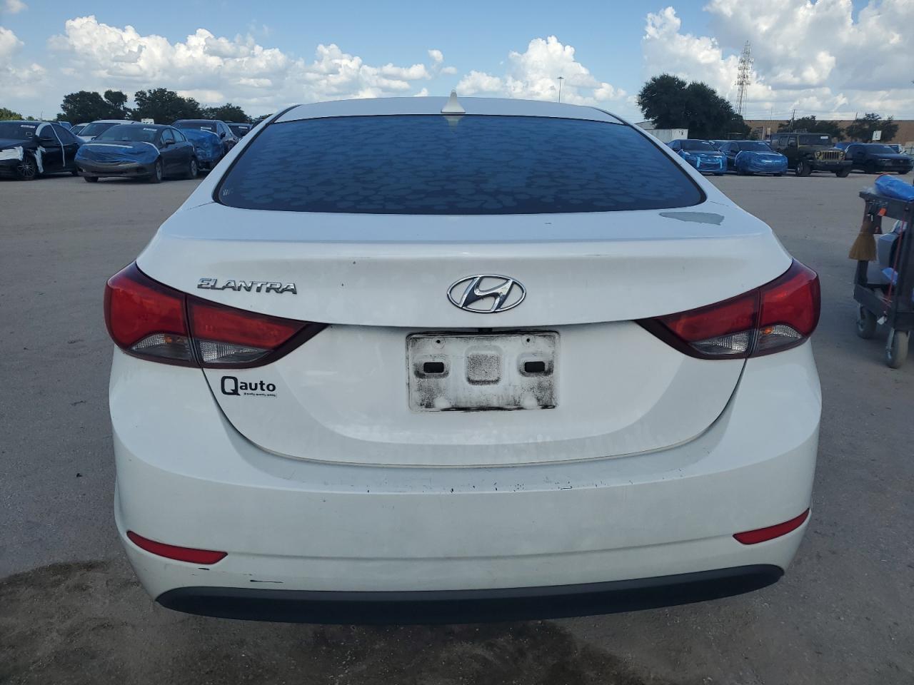 2015 Hyundai Elantra Se VIN: 5NPDH4AE7FH577194 Lot: 65594265