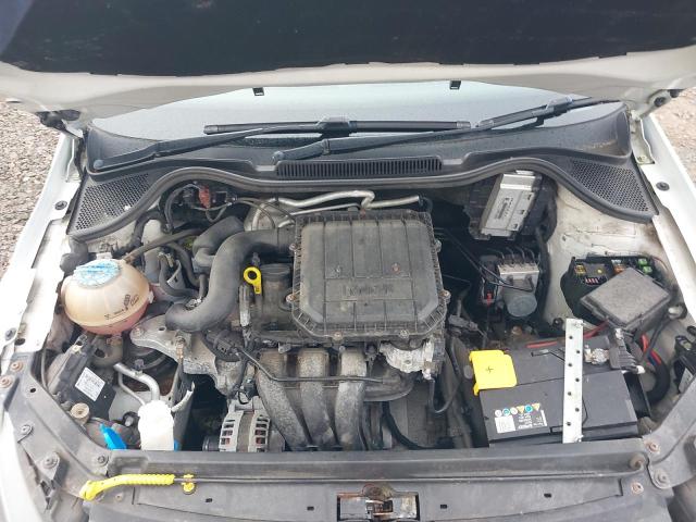 2016 VOLKSWAGEN POLO S AC