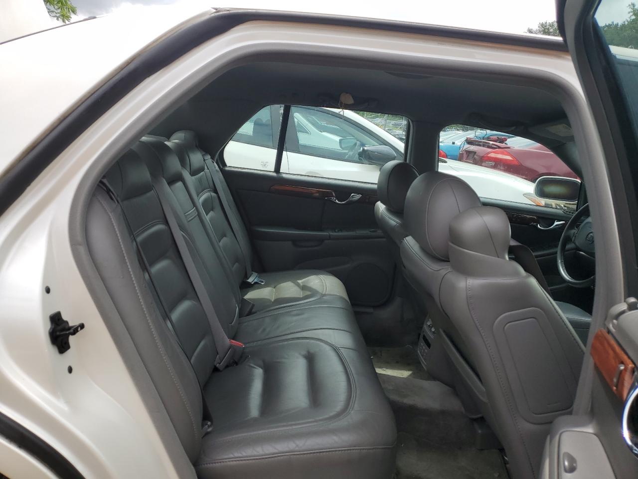 2003 Cadillac Deville VIN: 1G6KD57Y73U180258 Lot: 64402665