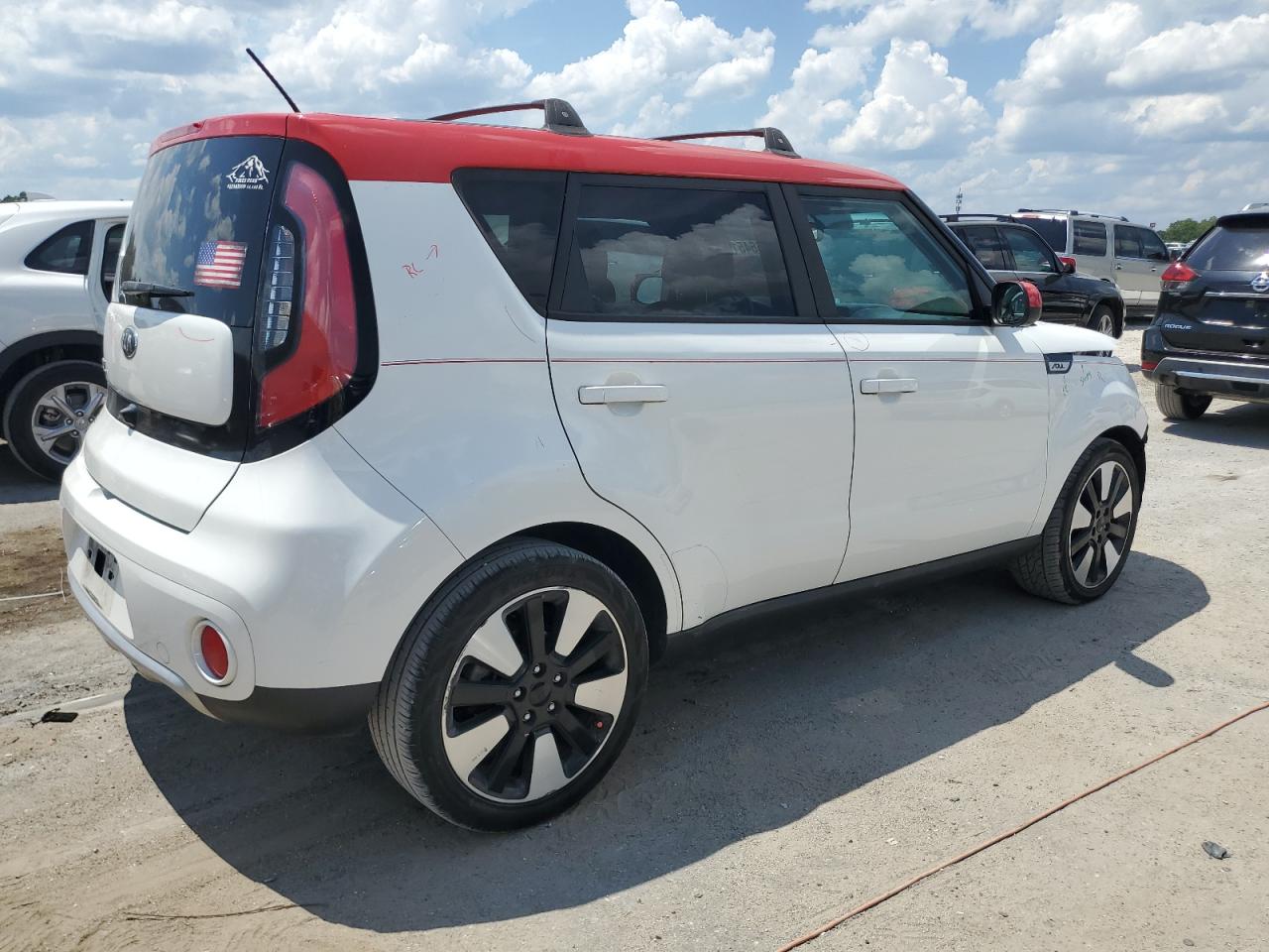 2017 Kia Soul + VIN: KNDJP3A57H7450324 Lot: 66451685