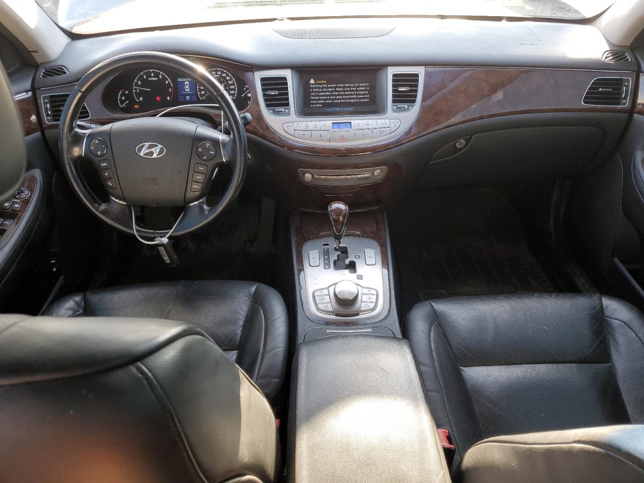 2009 Hyundai Genesis 3.8L VIN: KMHGC46E09U056957 Lot: 64960115