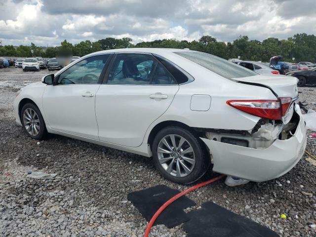  TOYOTA CAMRY 2016 Белы