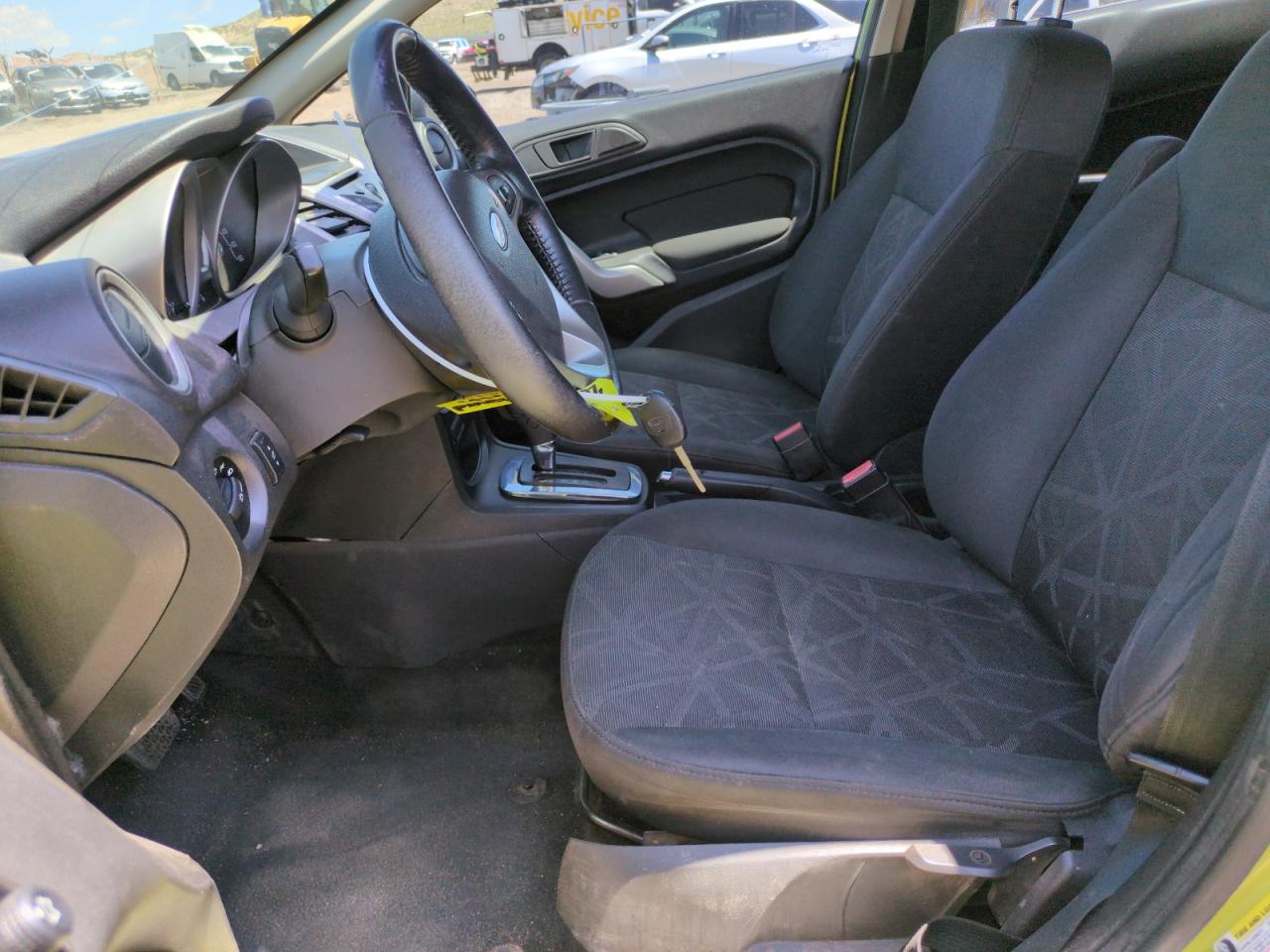 3FADP4EJ0DM220365 2013 Ford Fiesta Se