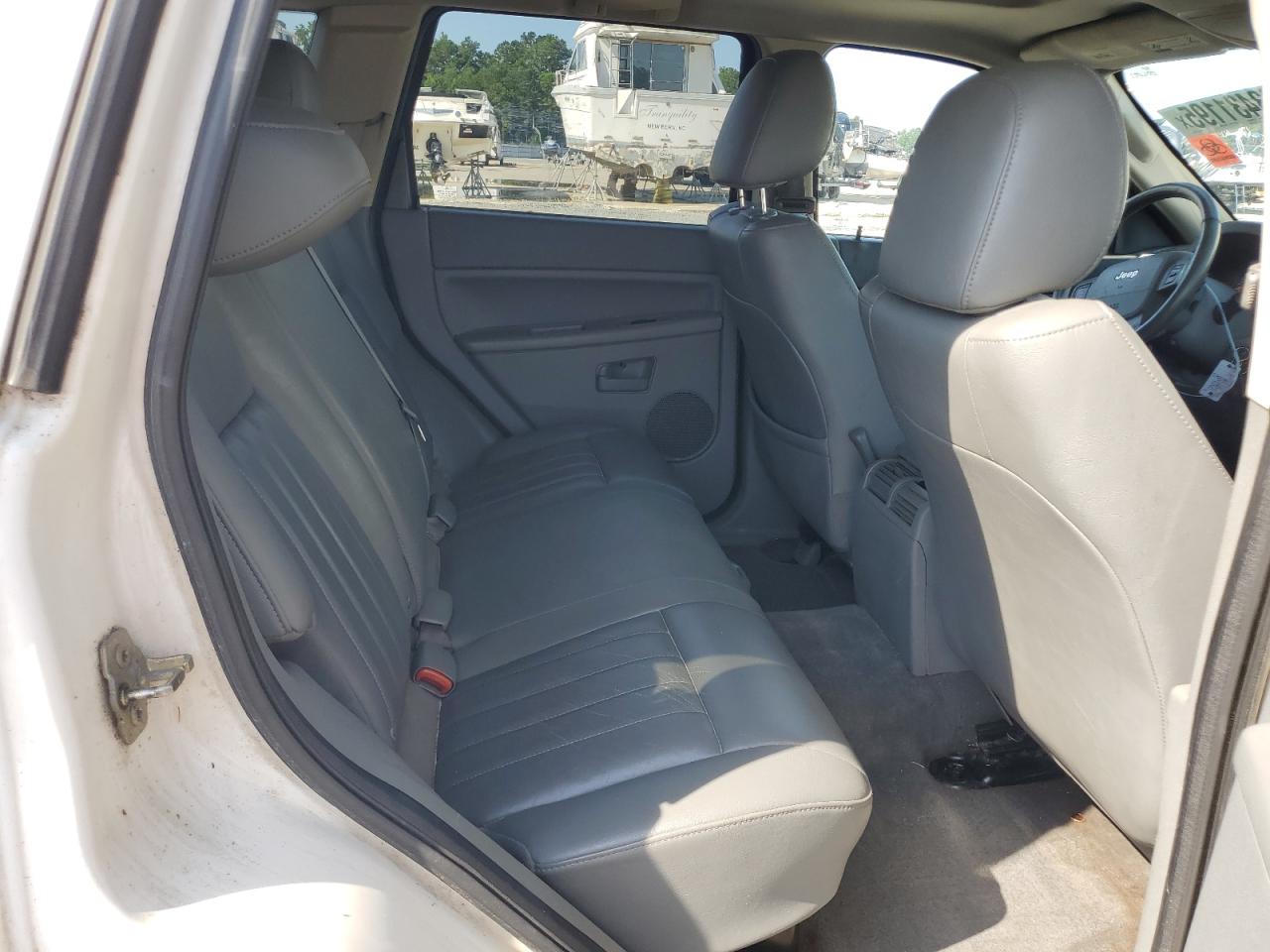 2005 Jeep Grand Cherokee Laredo VIN: 1J4GR48K05C577130 Lot: 63431195