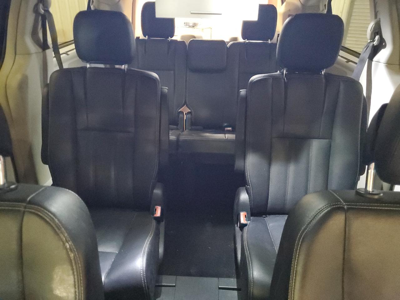 2014 Chrysler Town & Country Touring L VIN: 2C4RC1CG3ER409720 Lot: 64558245