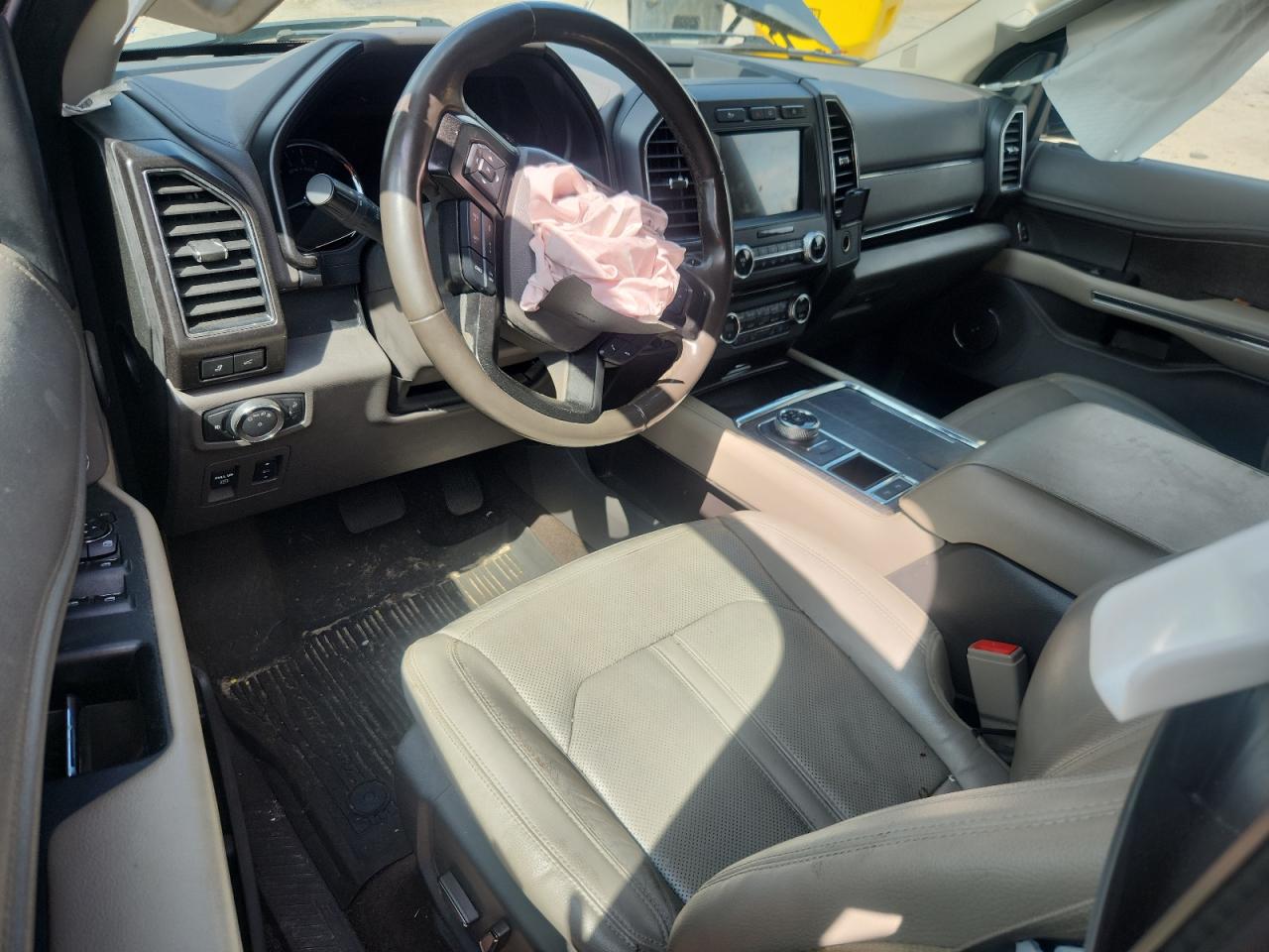 2018 Ford Expedition Limited VIN: 1FMJU1KT1JEA53845 Lot: 64032875