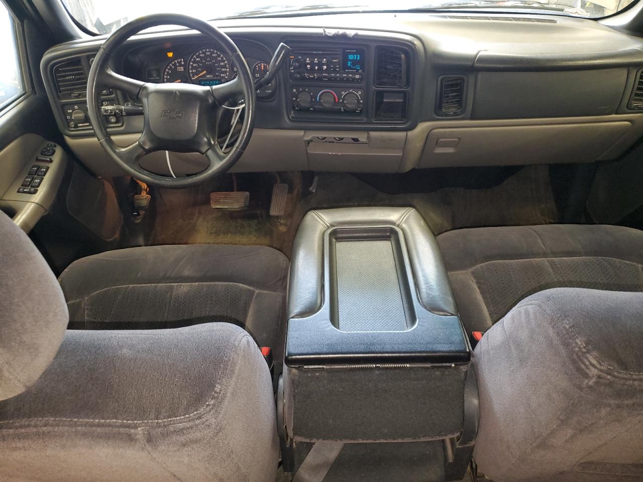2002 Chevrolet Tahoe K1500 VIN: 1GNEK13Z32J318005 Lot: 63246405