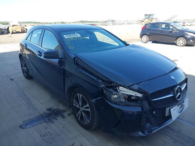 2017 MERCEDES BENZ A 180 D SE