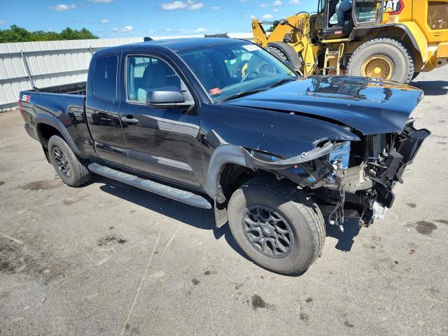  TOYOTA TACOMA 2022 Czarny