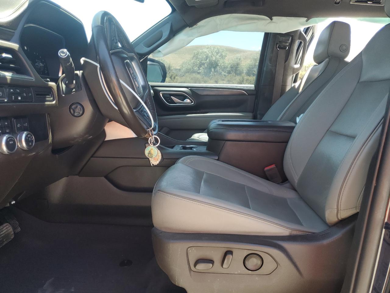 2022 GMC Yukon Slt VIN: 1GKS2BKD4NR283833 Lot: 63943335