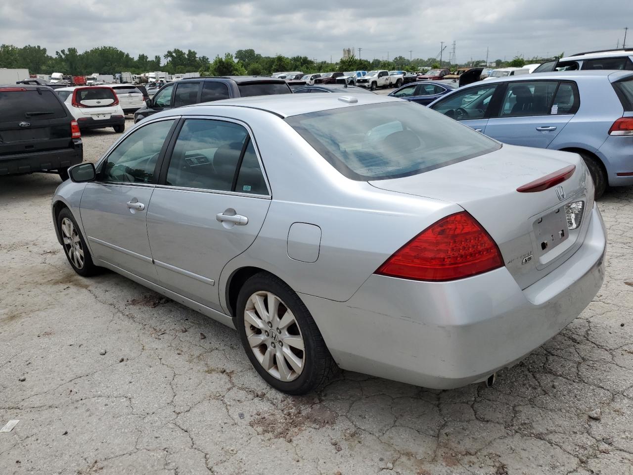 2007 Honda Accord Ex VIN: 1HGCM66837A073080 Lot: 65609395