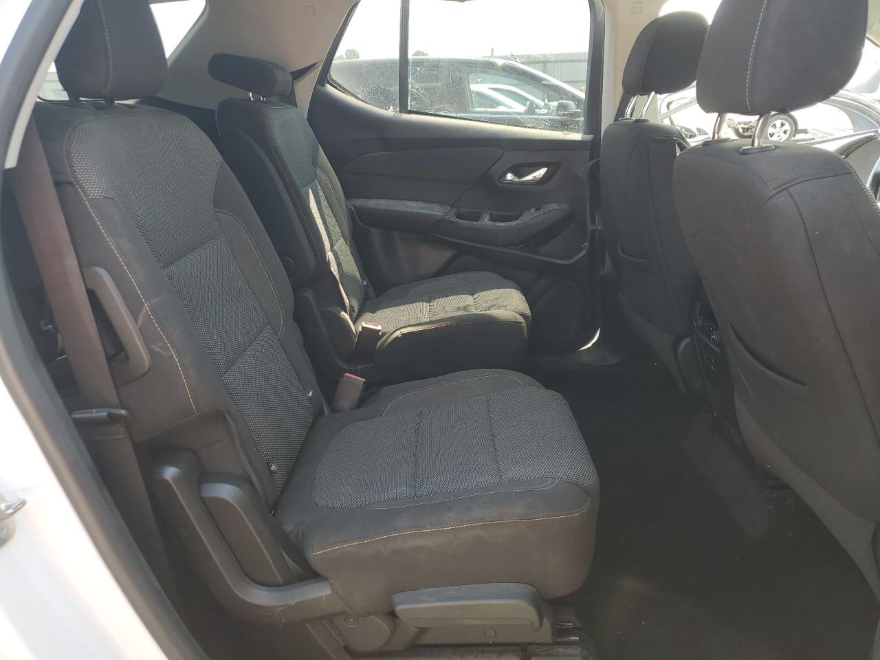 2018 Chevrolet Traverse Lt VIN: 1GNERGKW5JJ165048 Lot: 64633685