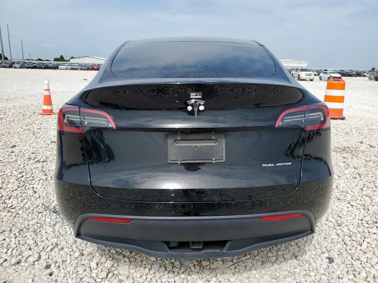 2023 Tesla Model Y VIN: 7SAYGDEE5PA168500 Lot: 63228175