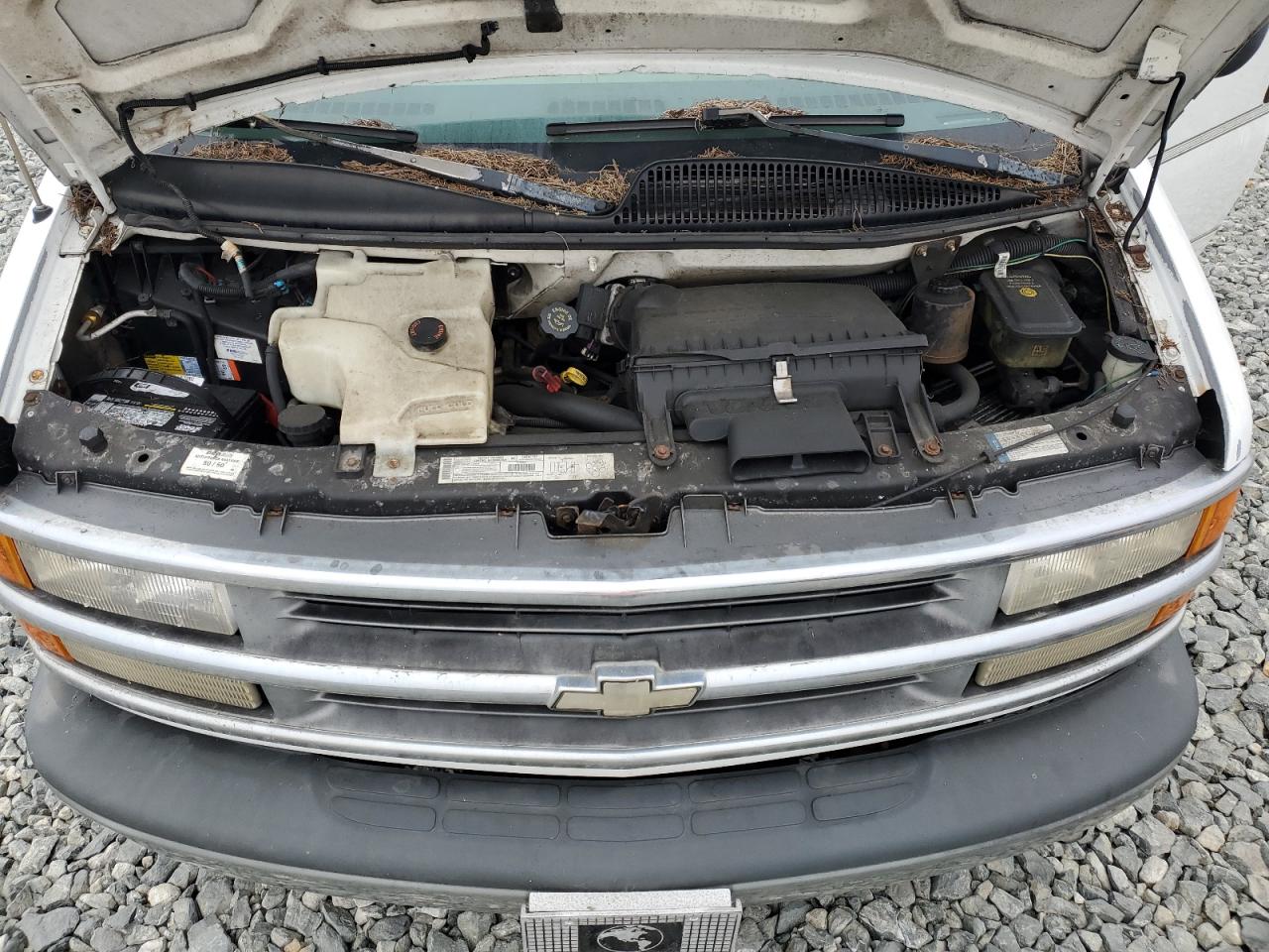 2000 Chevrolet Express G1500 VIN: 1GBFG15R4Y1212008 Lot: 63797595