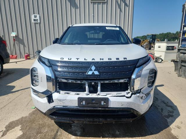  MITSUBISHI OUTLANDER 2024 Белы