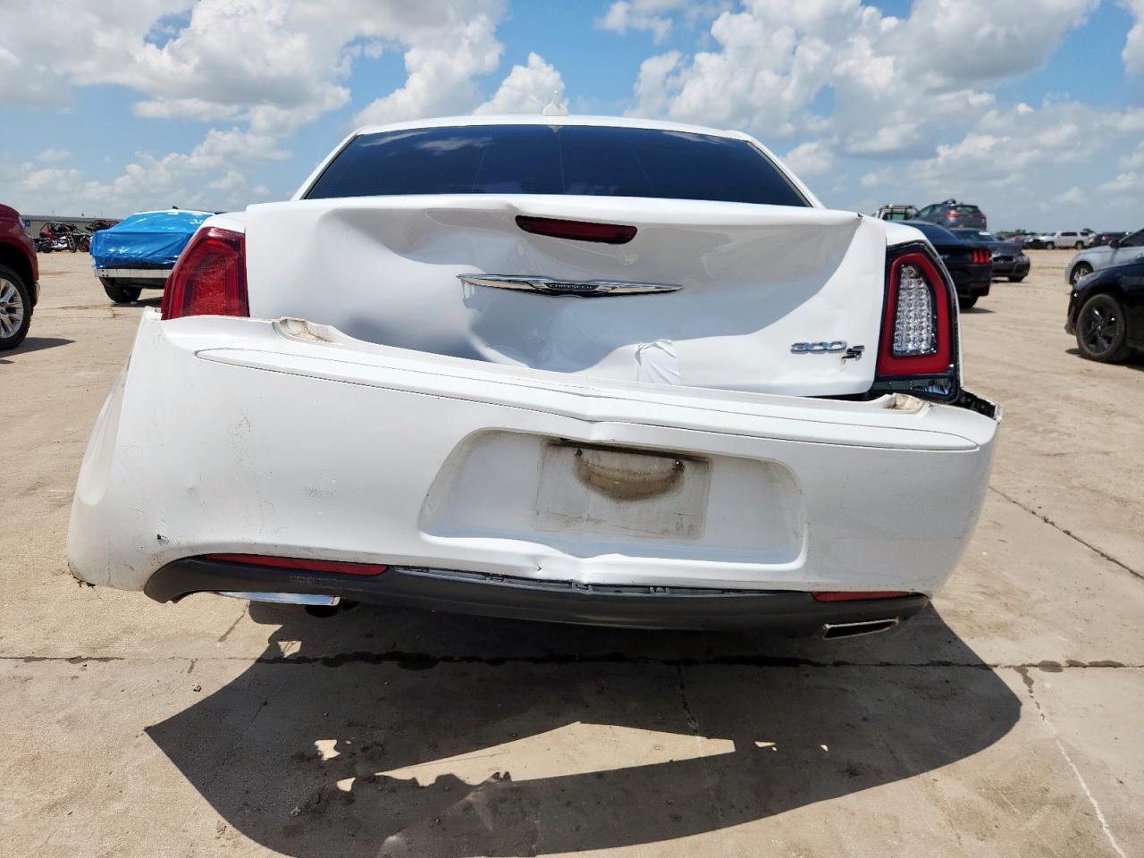 2019 Chrysler 300 S VIN: 2C3CCABGXKH625951 Lot: 64305315
