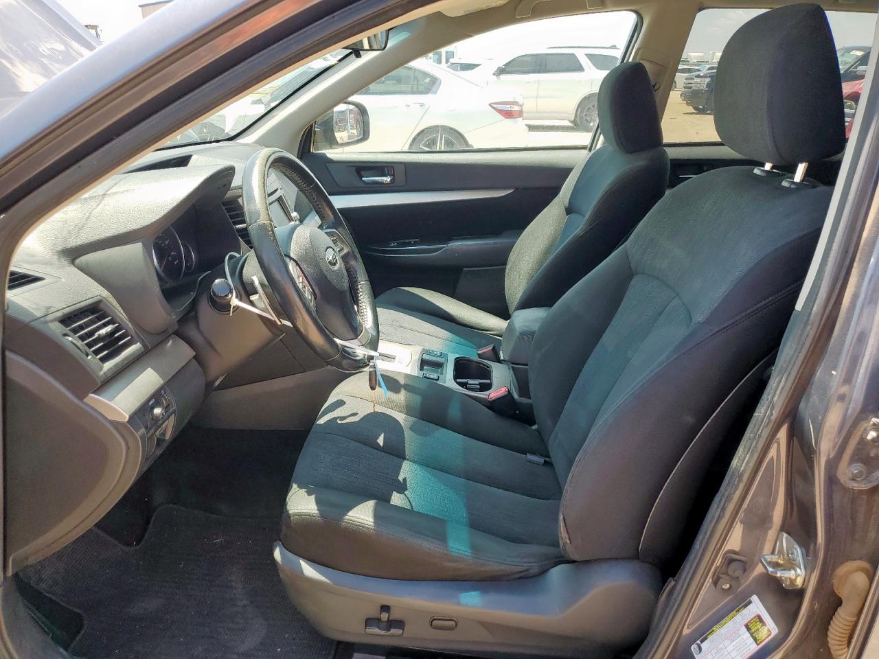 2014 Subaru Outback 2.5I Premium VIN: 4S4BRCCC7E3292625 Lot: 64404895
