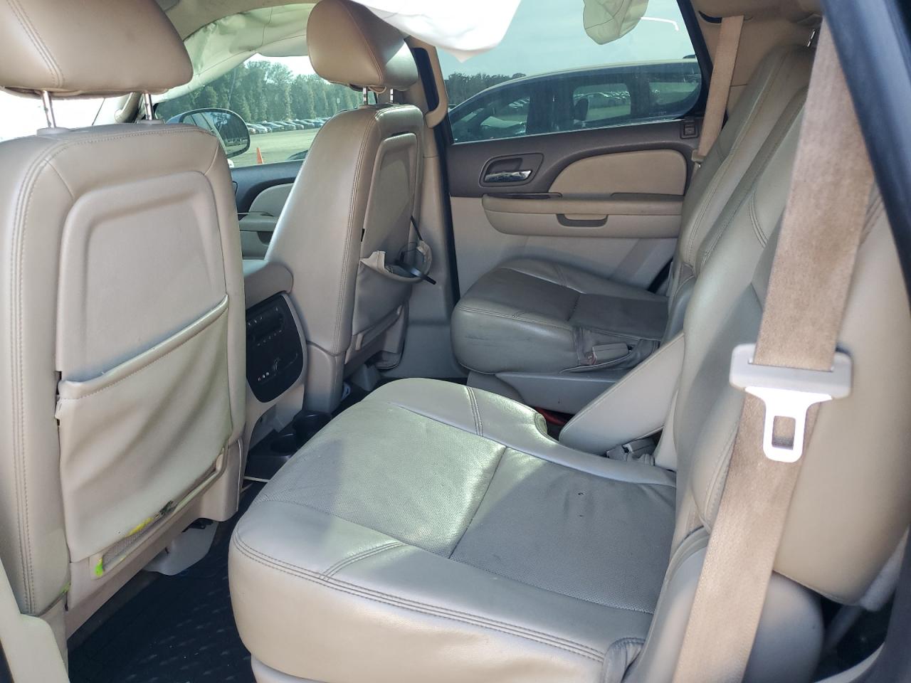 2010 Chevrolet Tahoe C1500 Ltz VIN: 1GNUCCE09AR107569 Lot: 64991365
